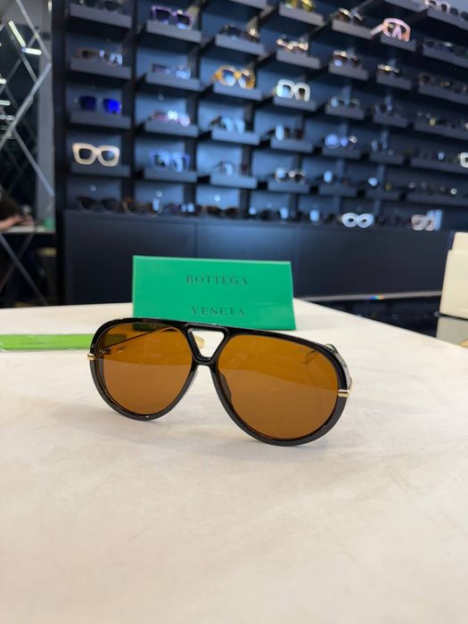 Дамски слънчеви очила