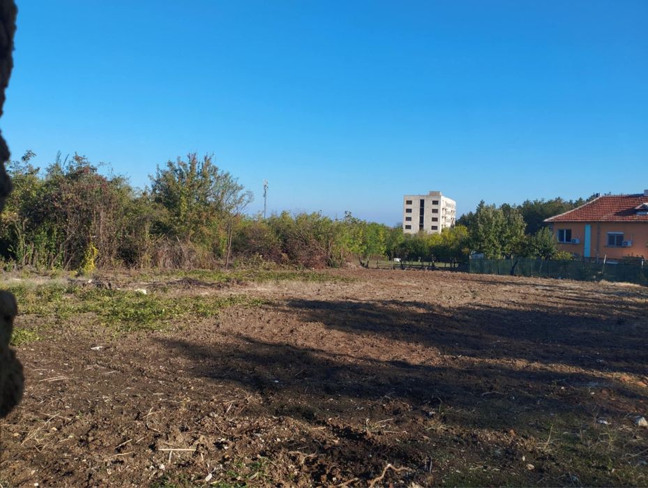 Продава се Парцел в с. Борован, Област Враца - 1000 кв.м за 3 €/кв.м - Снимка #2