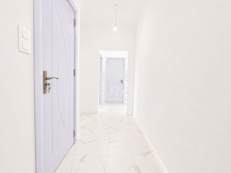 Продава се Тристаен апартамент в Варна, Възраждане 3 - 65 кв.м за 2400 €/кв.м - Снимка #10