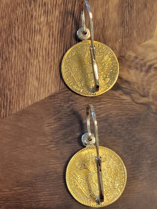 Vând cercei ptr femei din aur de 24 k