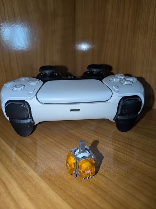 Controller ps5 modat cu kit extremerate rise 4 si analoage TMR