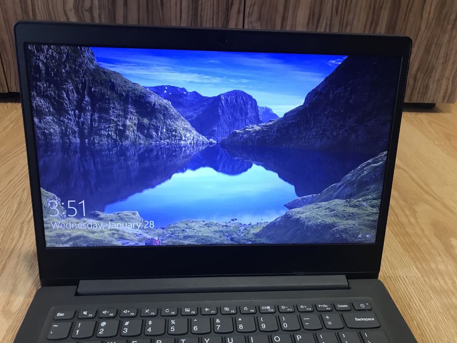 Laptop lenovo ideapad3