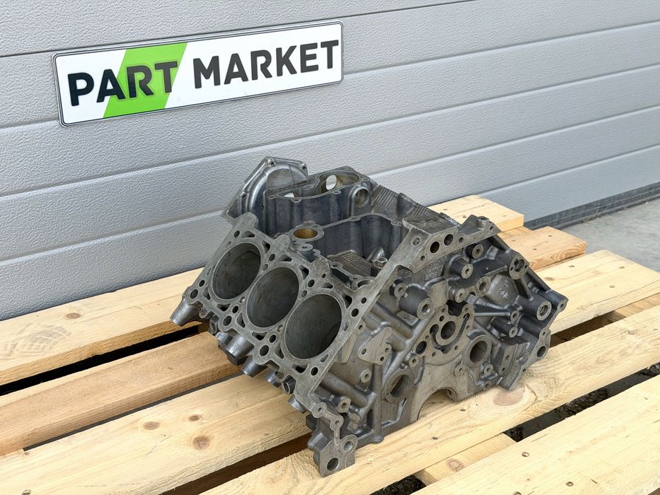 Блок двигател AUDI 3.0TFSI CGW