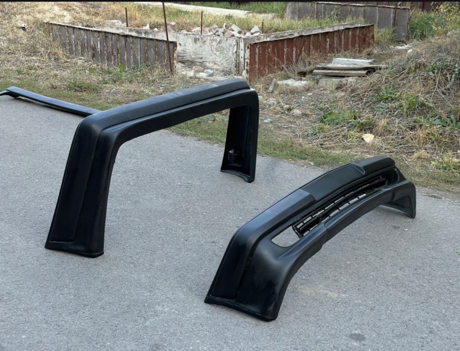Бампер на мерседес w124 амг2