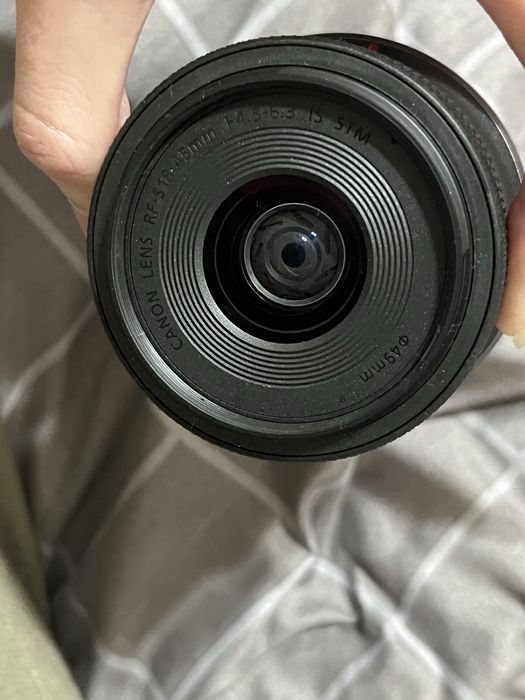 Obiectiv Canon RF-S 18-45mm F4.5-6.3 IS STM