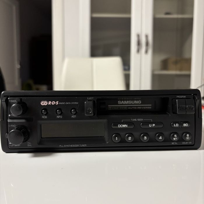 Radio-casetofon auto Samsung retro vintage audio