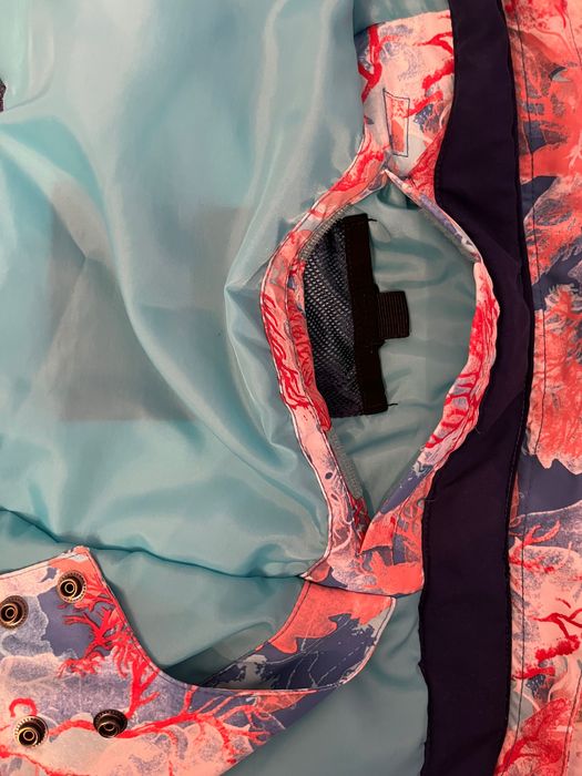 КАТО НОВИ Roxy ски якета - размер М и Л - воден 15К и 10К + панталони