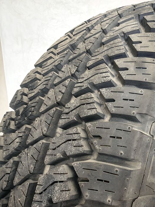 Продам шину Bridgestone Deuler AT