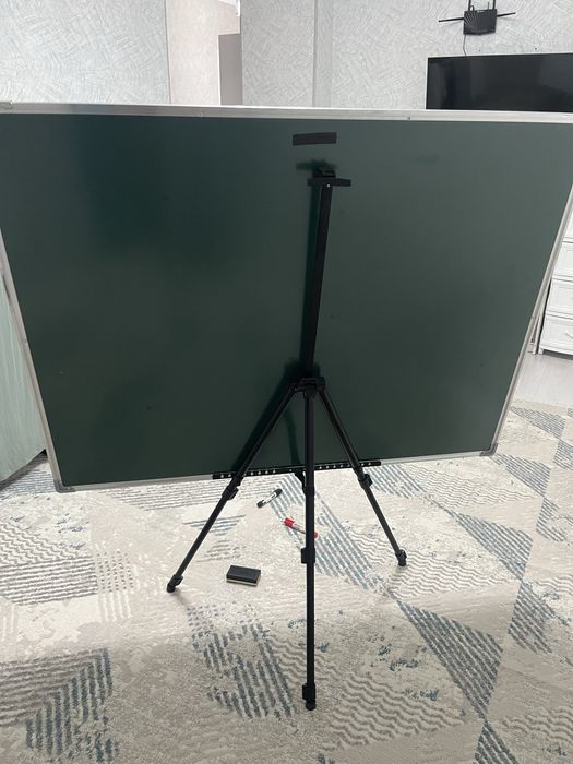 маркерная доска , школьная доска