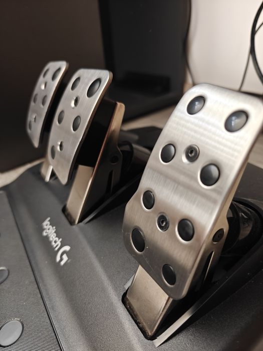 Logitech G29 неразличим от нов