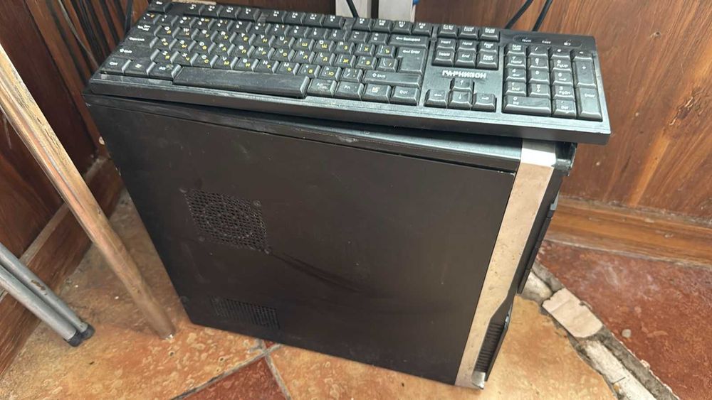 Intel(R) Core(TM) i7-4770 CPU  3.40GHz   3.40 GHz