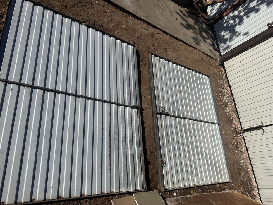 Продается ВОРОТА