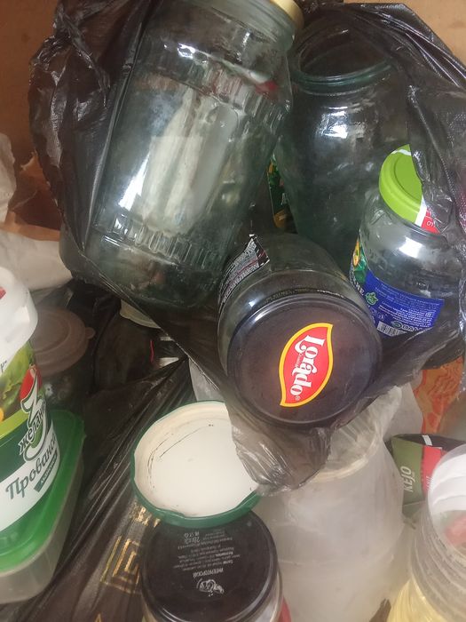 Банки продаются в