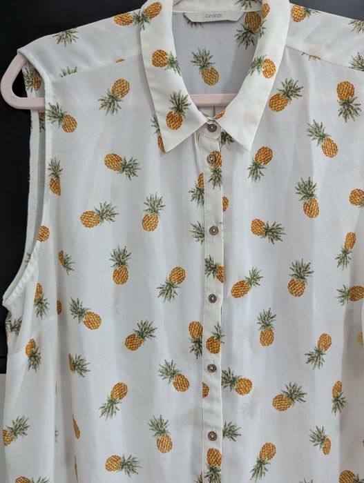 Cămașa fără mâneci dama