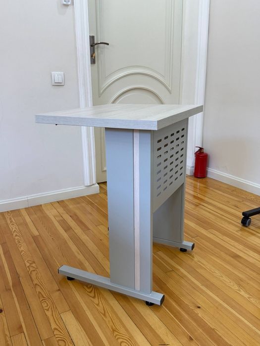 Продаются столы и стулья