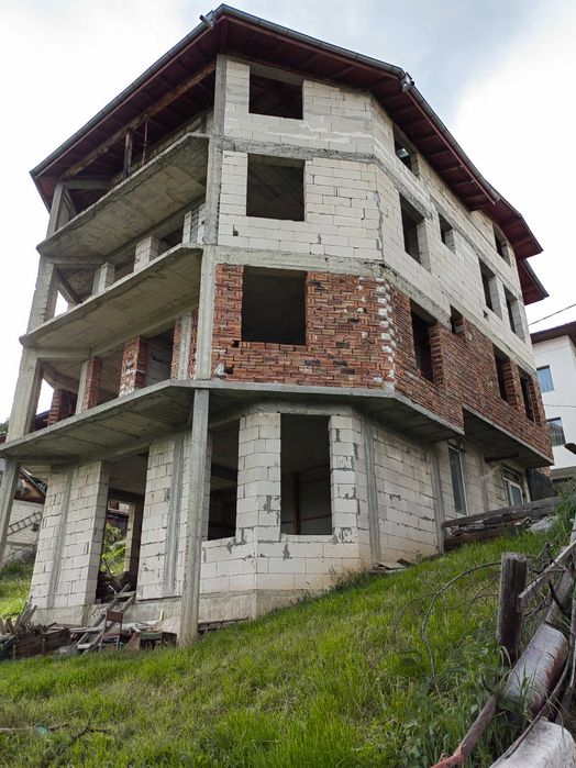 Продава се Къща в с. Момчиловци, Област Смолян - 558 кв.м за 212 €/кв.м - Снимка #11