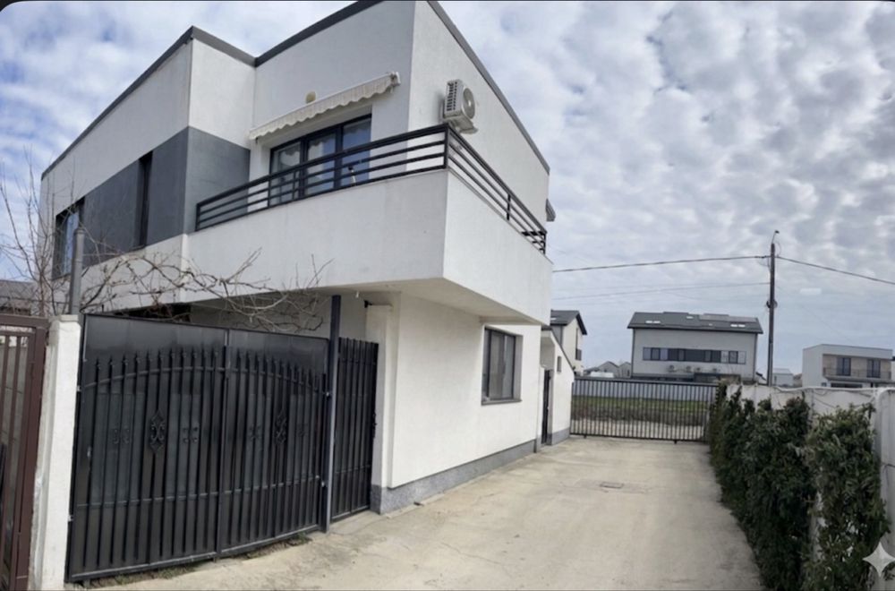 Vilă modernă Tunari-Pipera | Încălzire în pardoseală + panouri + baterie