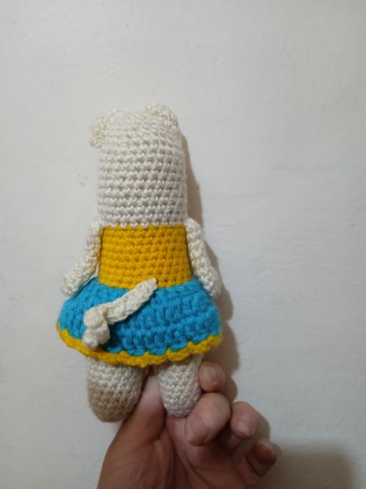 Продам вязаную игрушку Кошечка.