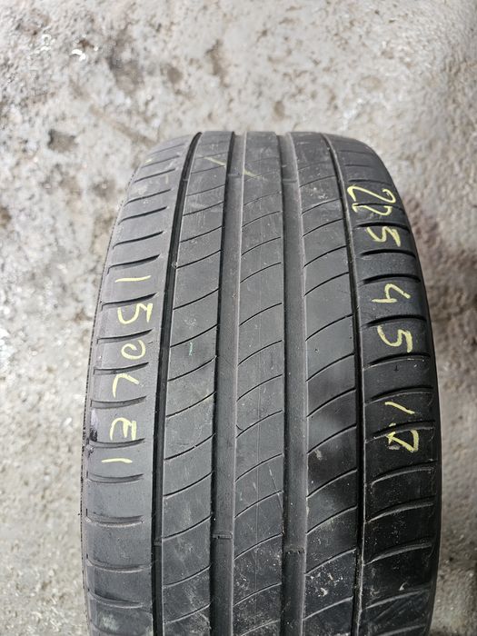 1x 225 45 17 vara michelin