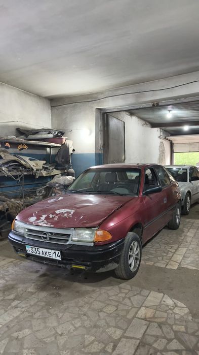 Продам Opel Astra 1991г