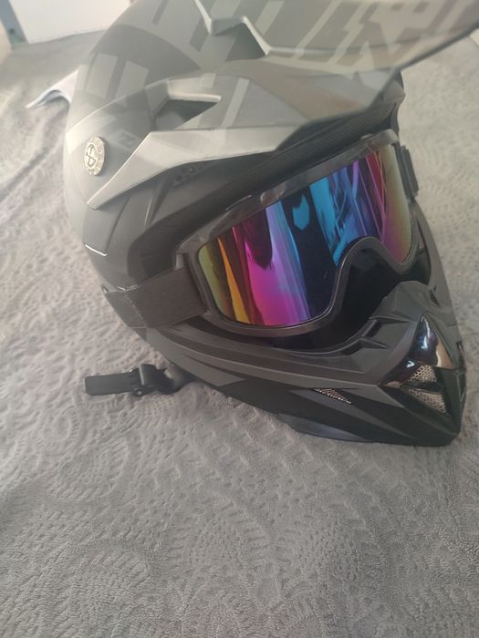 Casca motocicleta/bicicleta ZED X1.9 fara urme de utilizare