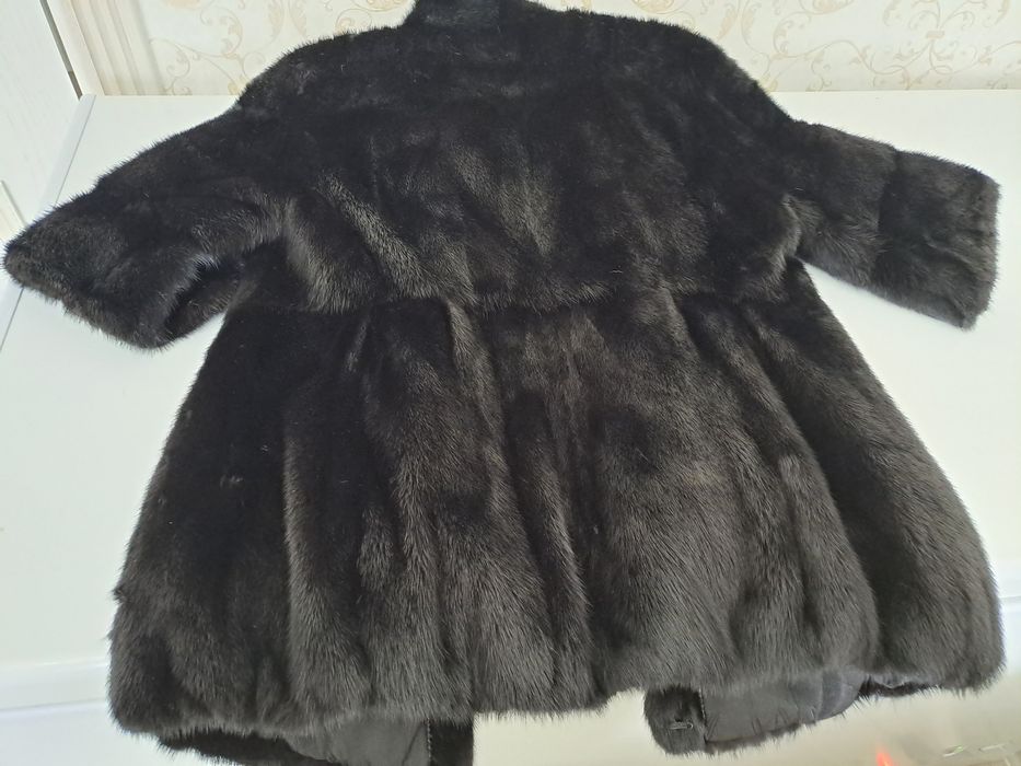 Шуба норковая укороченная