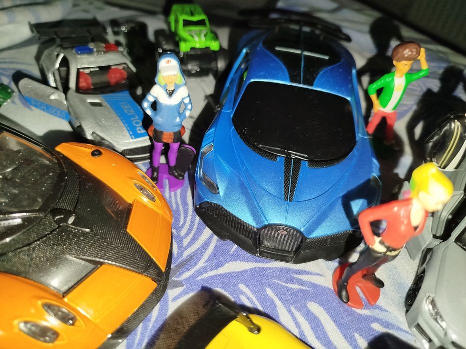 Vand jucariii mașini colecție