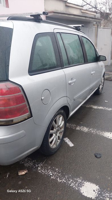 Vand masina zafira cu gpl