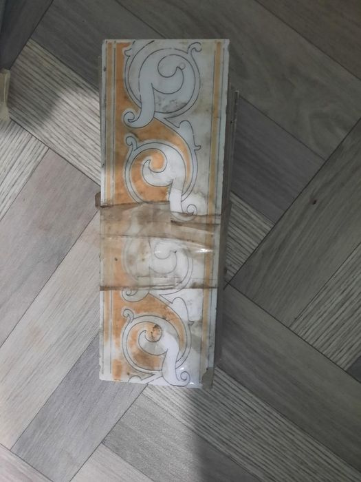 Бордюр    кафель