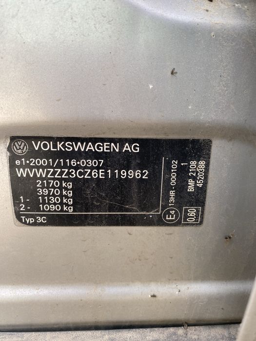 Dezmembrez Passat B6 1.9/2.0