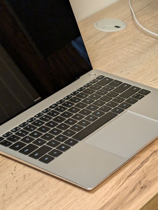 Huawei MateBook X Pro (3K Touchscreen) – Unic Proprietar