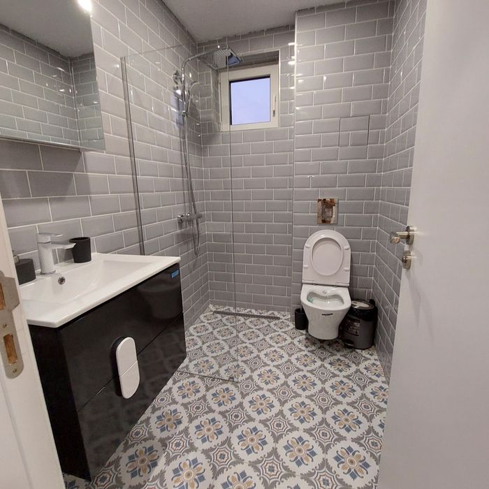 Продава се Двустаен апартамент в Каварна - 70 кв.м за 1 €/кв.м - Снимка #7