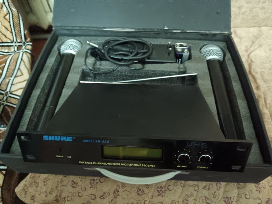 Радиомикрофон SHURE