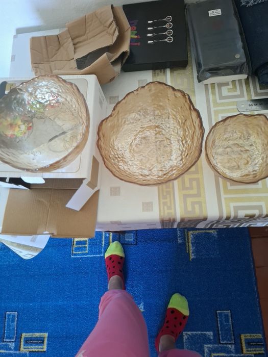 салатник новые 3000т