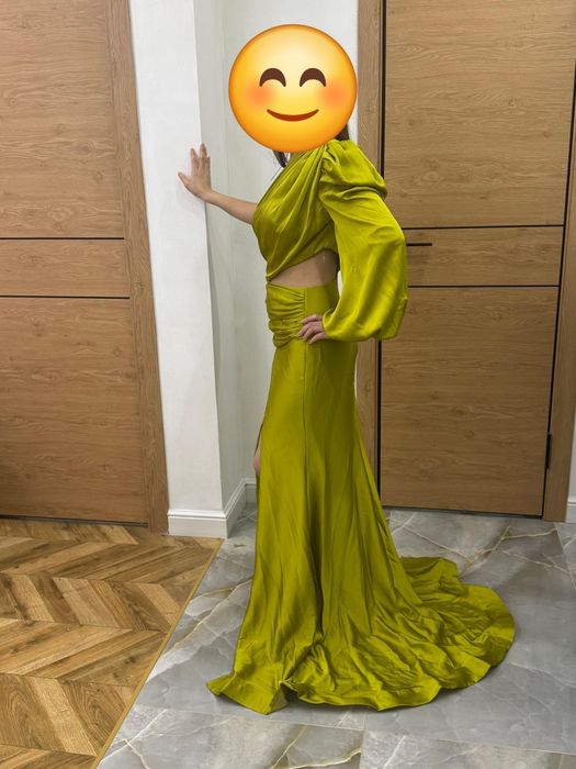 Продаю платье вечернее