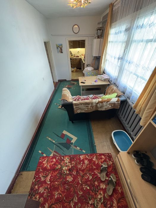 Продам два дома на одном участке