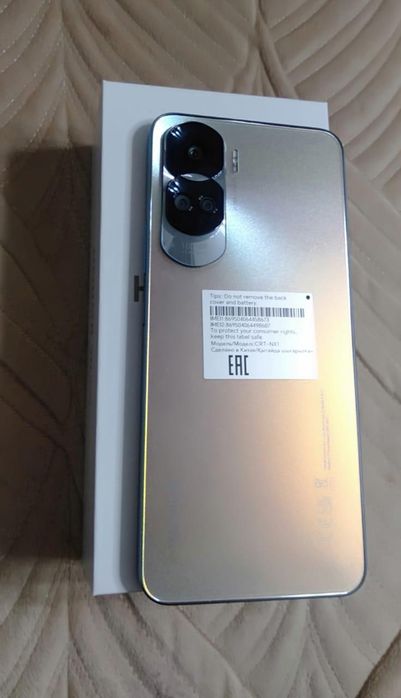 Смартфон HONOR 90 Lait.