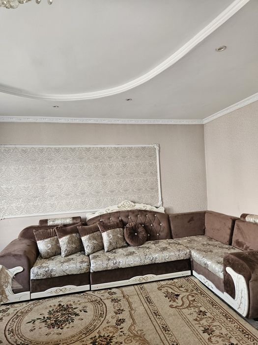 Диван для гостиной