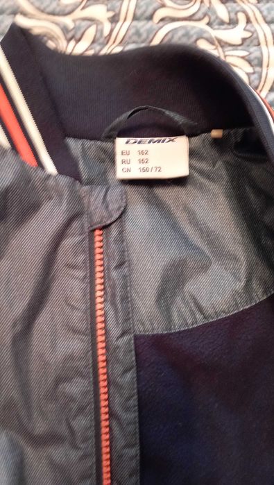 Куртка-ветровка  осень-весна