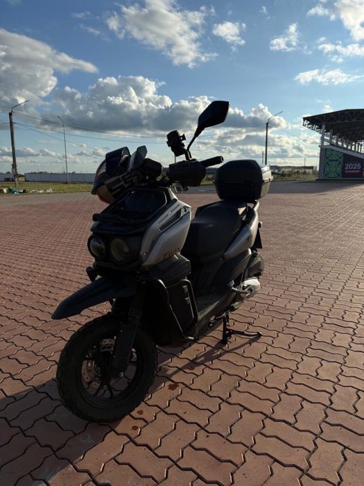 Продам скутер танк