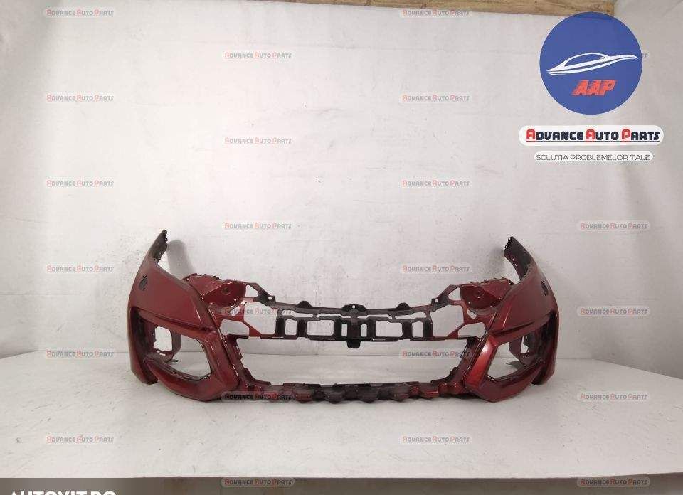 Предна спортна броня с мивки, оригинална и в добро състояние. Хонда Ци