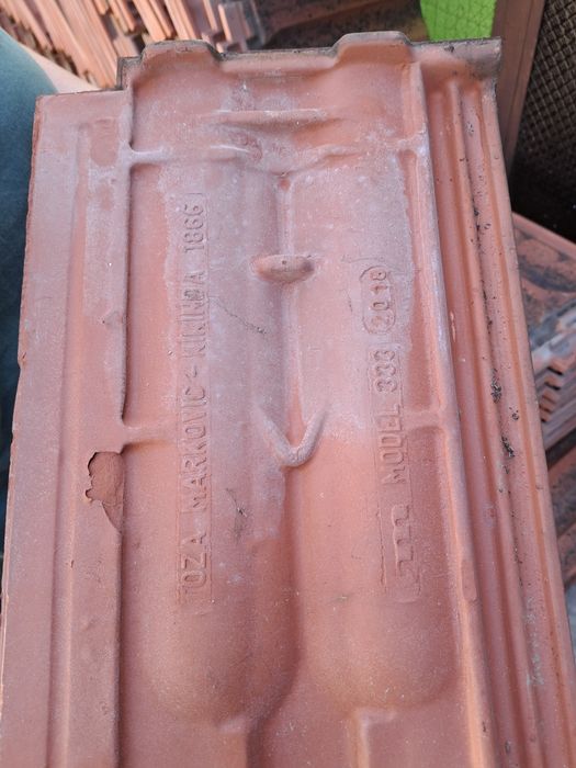 Vand tigla ceramica