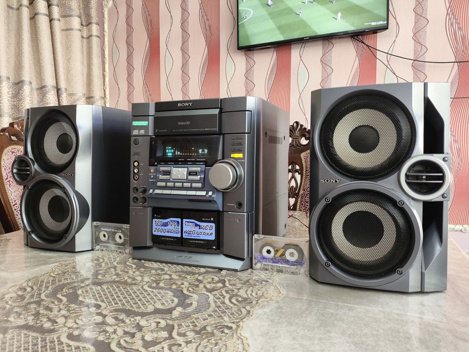 Malaysia SONY ideal holatda bass va ovoz supper