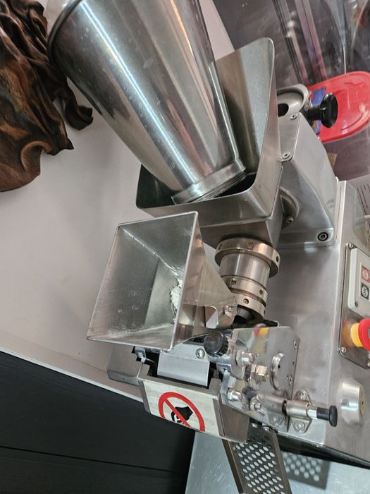 Пельменный аппарат JGL-60 б/у