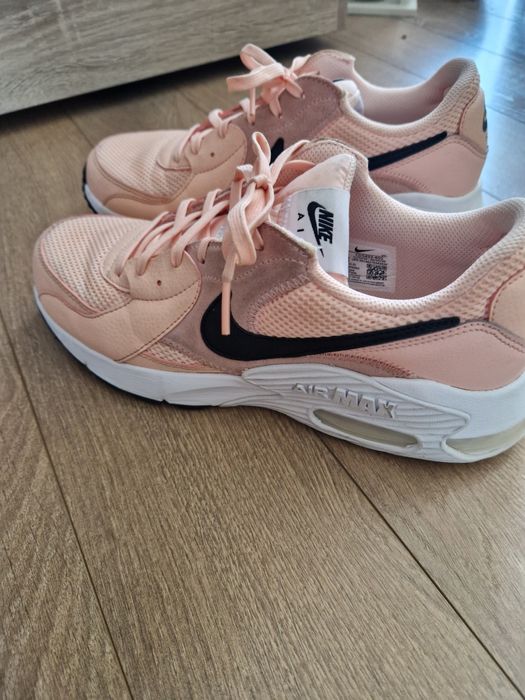 Дамски маратонки NIKE