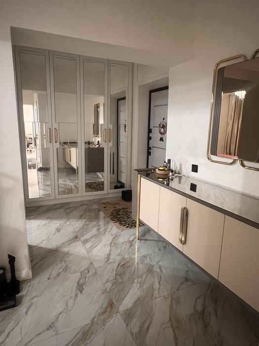 Продам квартиру в центре!