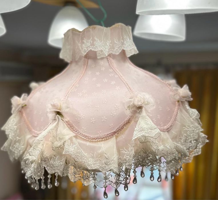 Люстра и светильник комплект