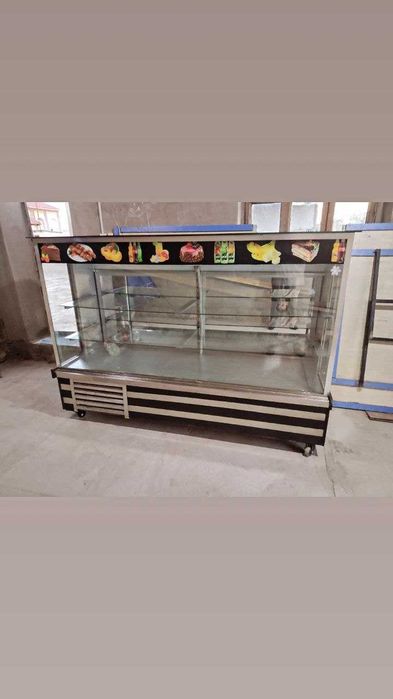 Витрина холодильник