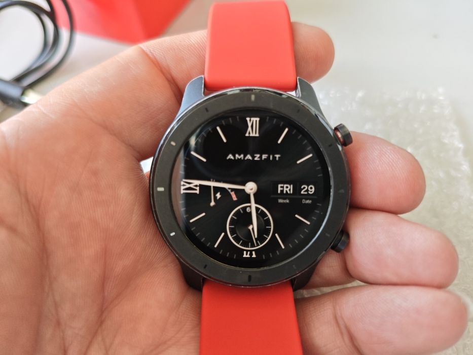 Смарт часовник Xiaomi Amazfit GTR 42mm
