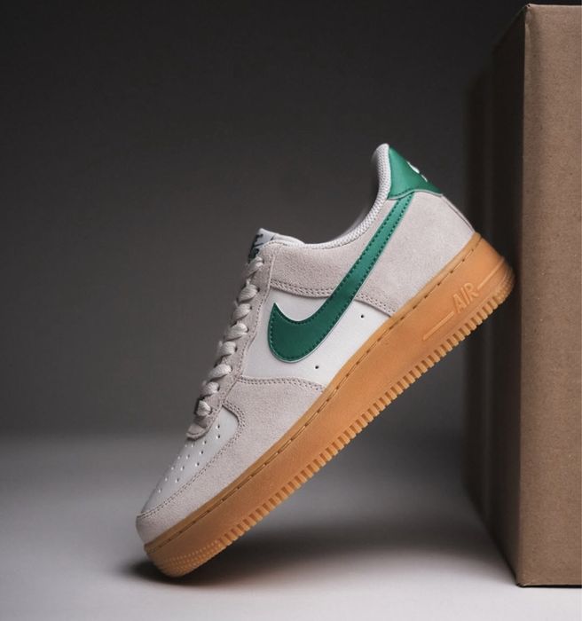 Nike Air Force 1 07 LV8 ОРИГИНАЛНИ мъжки маратонки - 45/29см